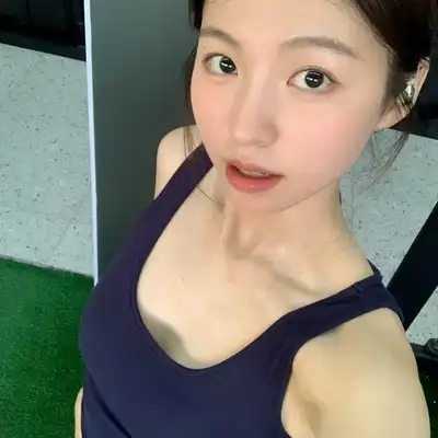 赖平英